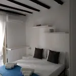 La Meschita Apartment